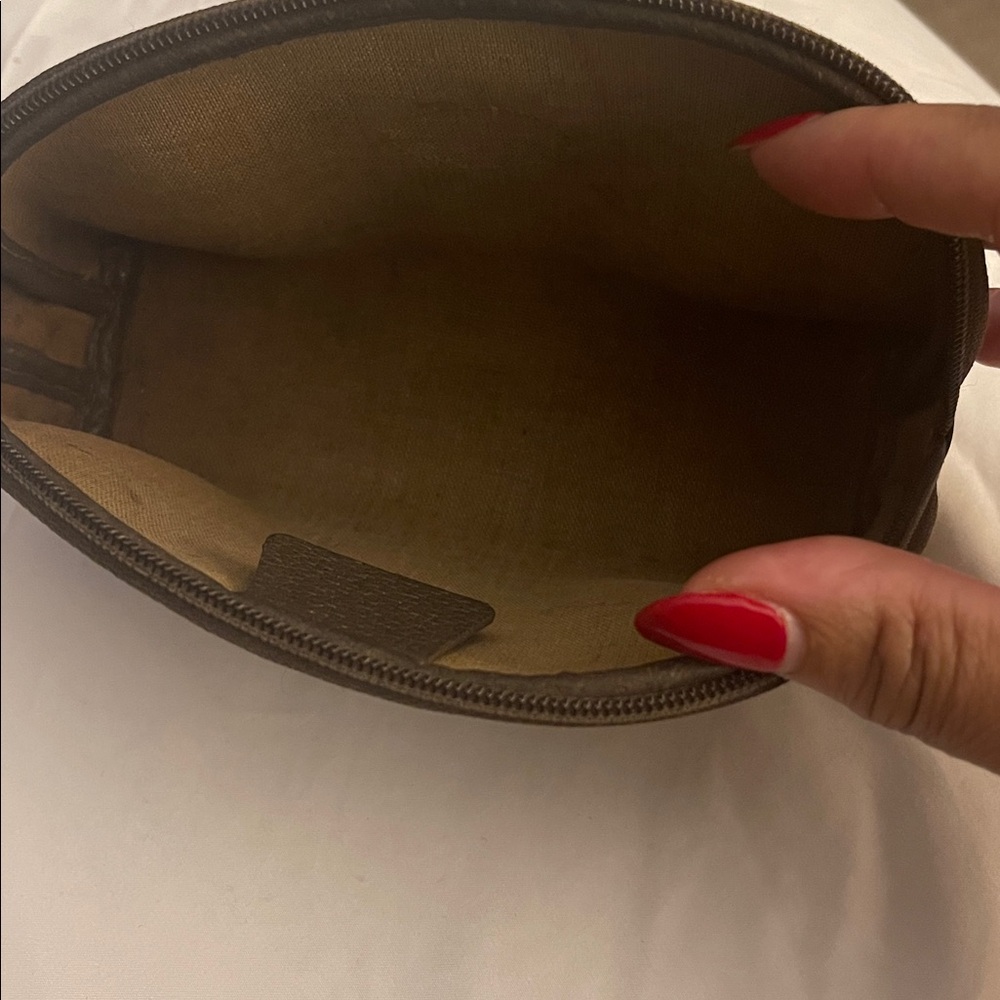 Gucci Beige and Brown GG Canvas Cosmetic Case - Picture 7 of 11